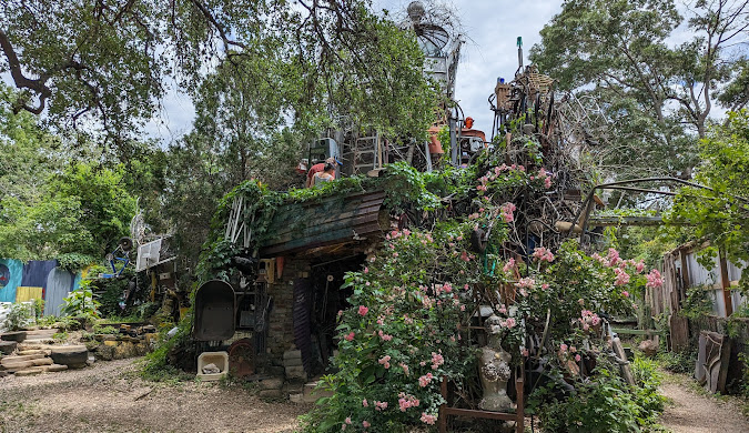 I visited the Cathedral of Junk