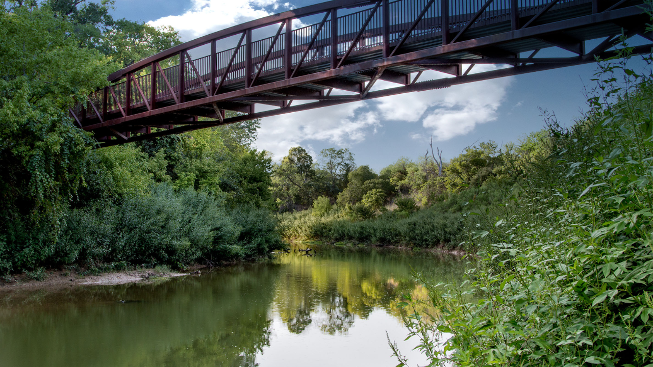 River Legacy Park