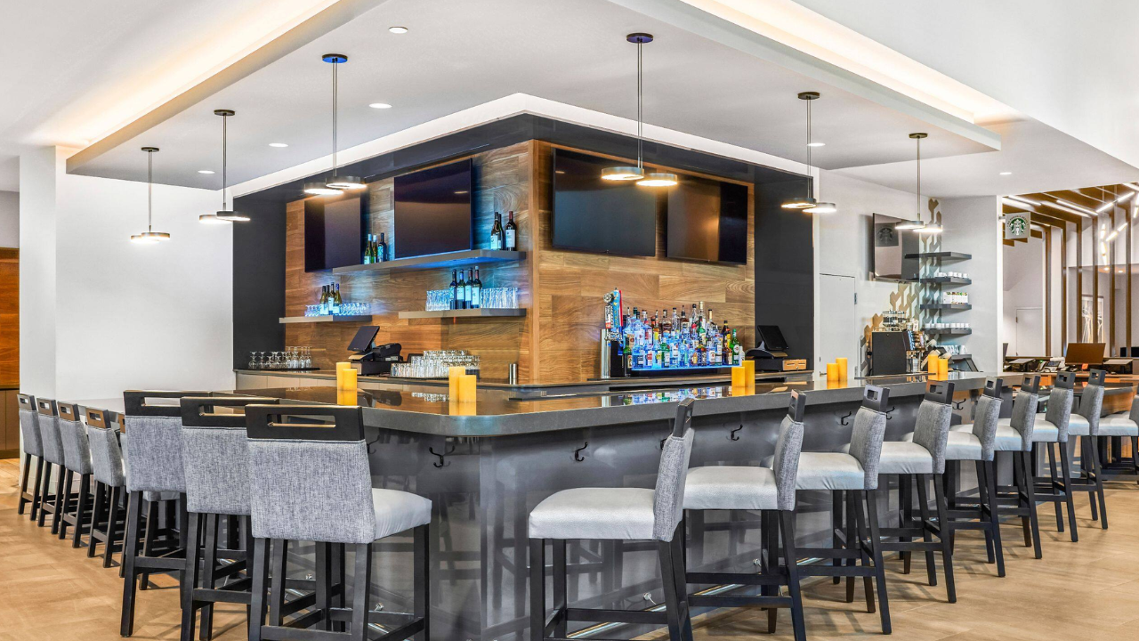 hyatt place rooftop pool bar houston