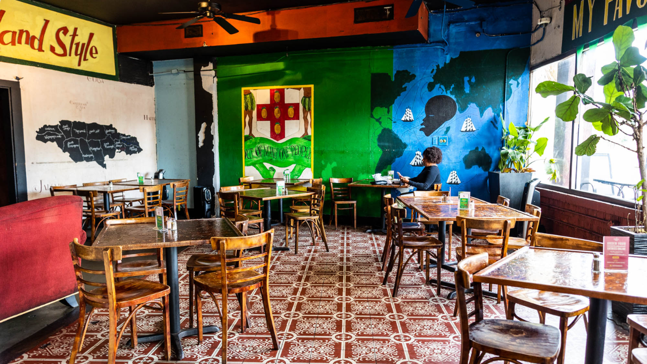 reggae hut
