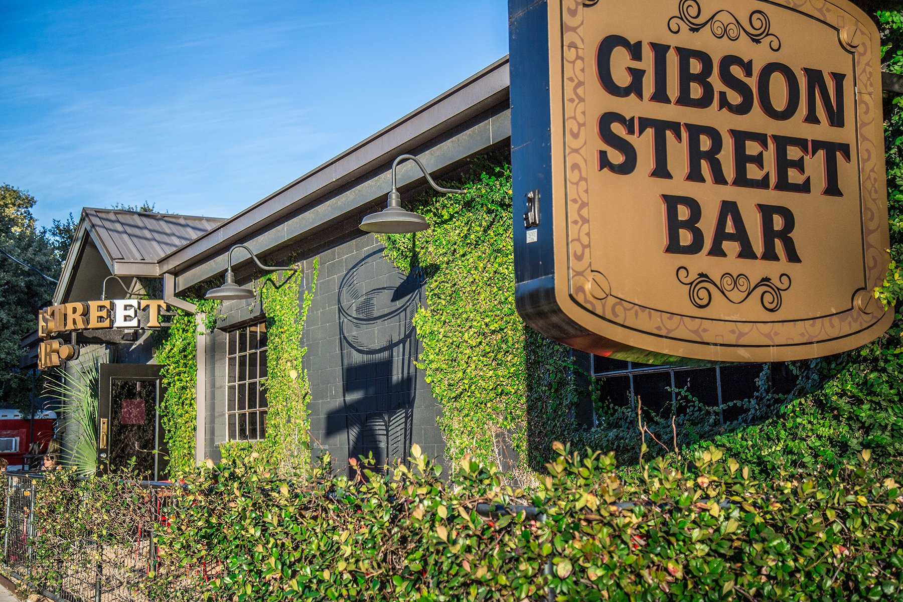 gibson street bar
