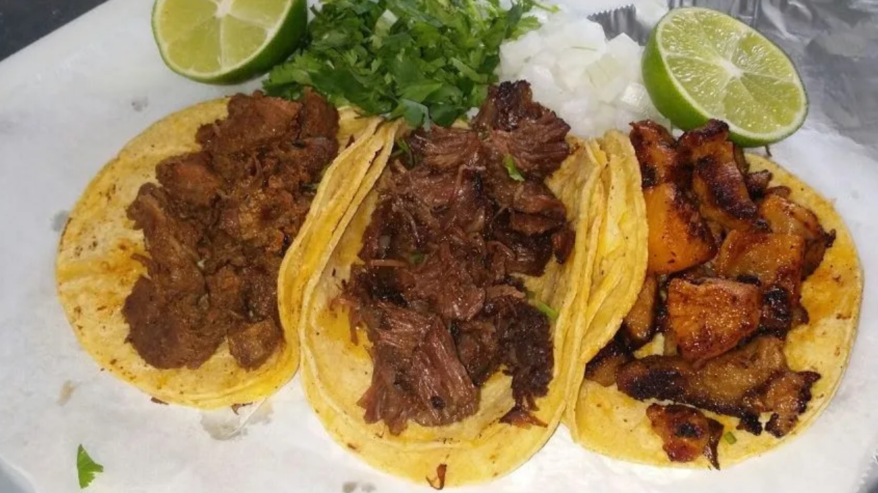 tacos tierra caliente (food truck)